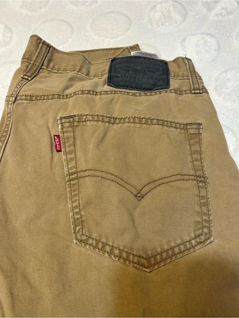 Levi's Men's Khaki Relaxed Fit Jeans